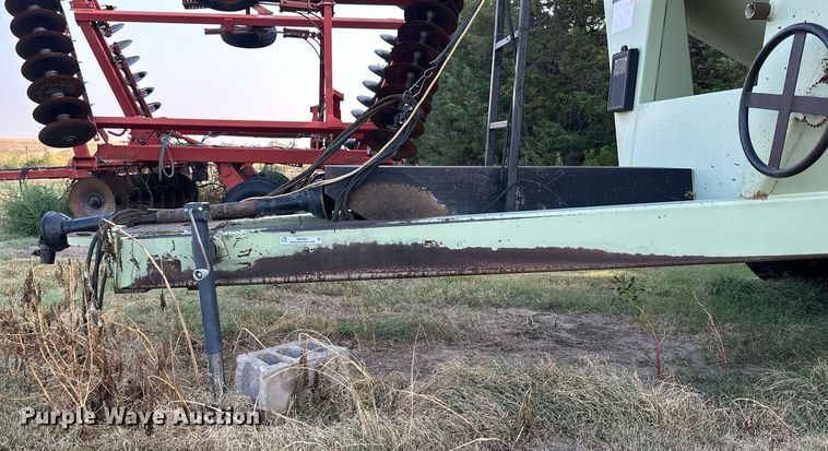 image for item NP9467 Orthman 608-00  grain cart