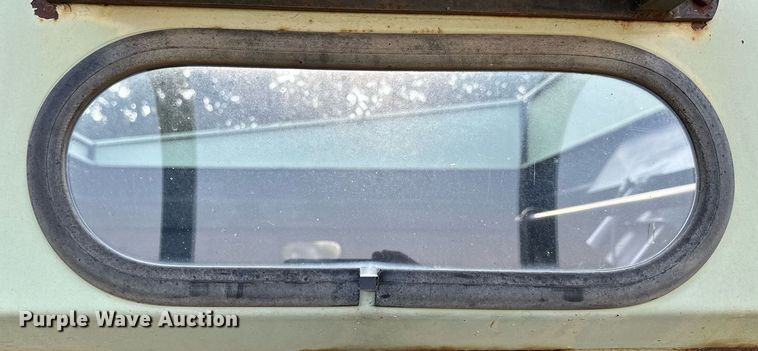 image for item NP9467 Orthman 608-00  grain cart