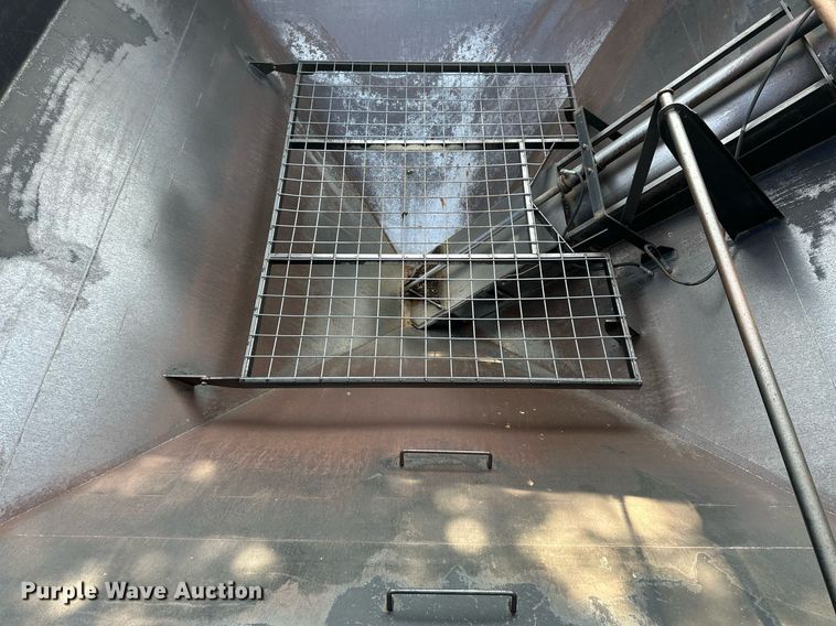 image for item NP9467 Orthman 608-00  grain cart