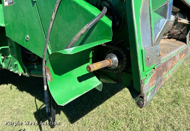 image for item NP9989 2002 John Deere 9750STS  combine