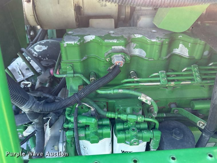 image for item NP9989 2002 John Deere 9750STS  combine