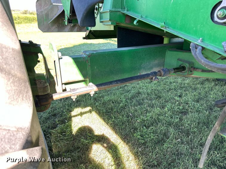 image for item NP9989 2002 John Deere 9750STS  combine