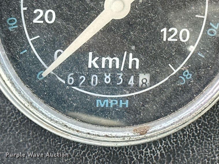 image for item NP9991 1986 Ford 9000  grain truck