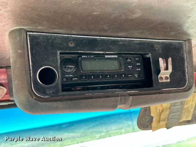 image for item NP9991 1986 Ford 9000  grain truck