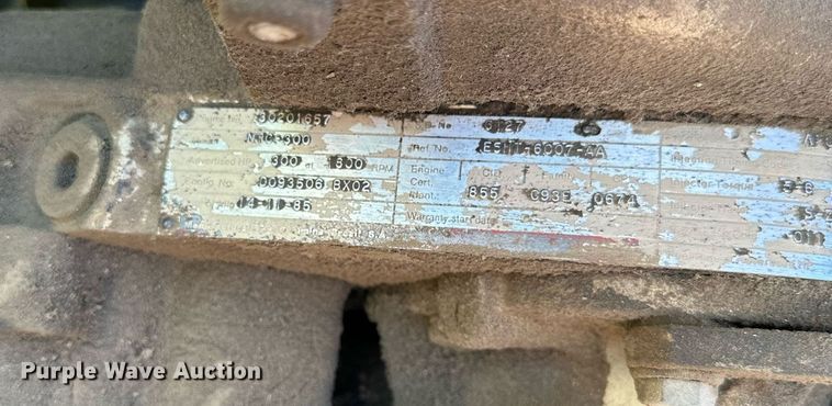 image for item NP9991 1986 Ford 9000  grain truck