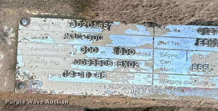 image for item NP9991 1986 Ford 9000  grain truck