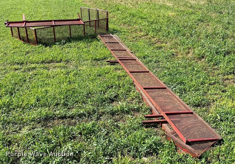 image for item NP9991 1986 Ford 9000  grain truck