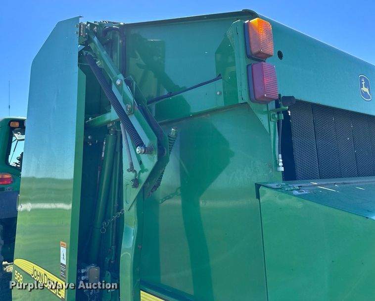 image for item NP9992 2012 John Deere 568  round baler