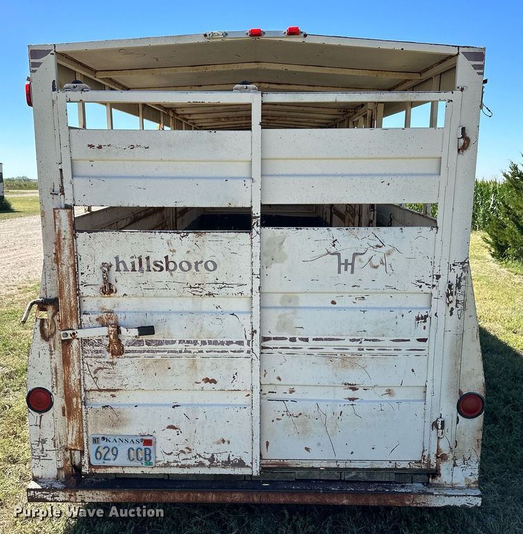 image for item NP9997 1990 Hillsboro  livestock trailer