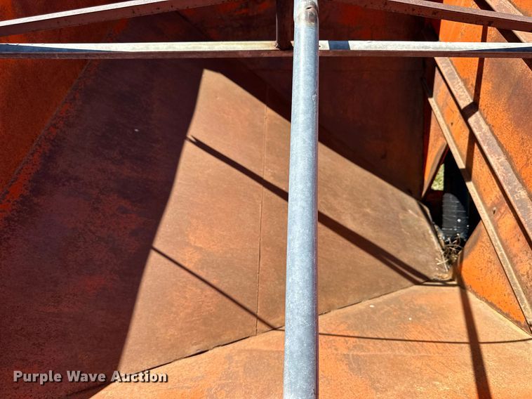 image for item NP9998 Kory Farms  gravity wagon