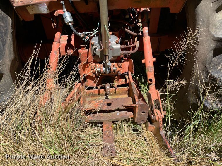 image for item NT9479 Case  tractor