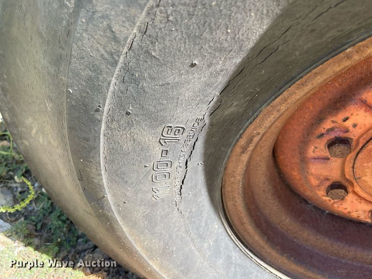 image for item NT9479 Case  tractor