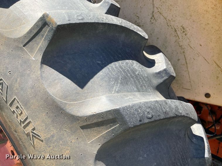 image for item NT9479 Case  tractor