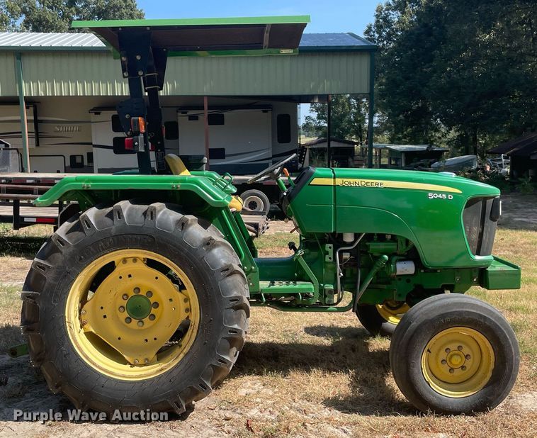 image for item NT9508 2009 John Deere 5045D  tractor