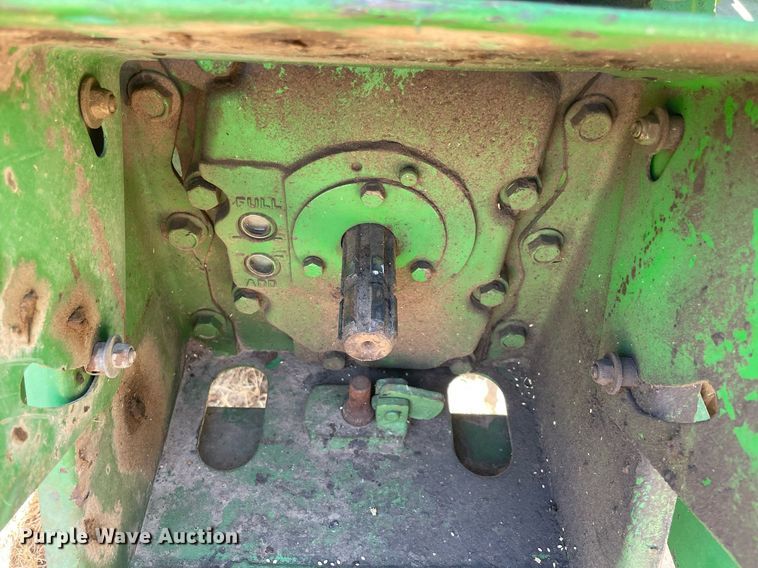 image for item NT9508 2009 John Deere 5045D  tractor