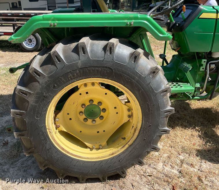 image for item NT9508 2009 John Deere 5045D  tractor