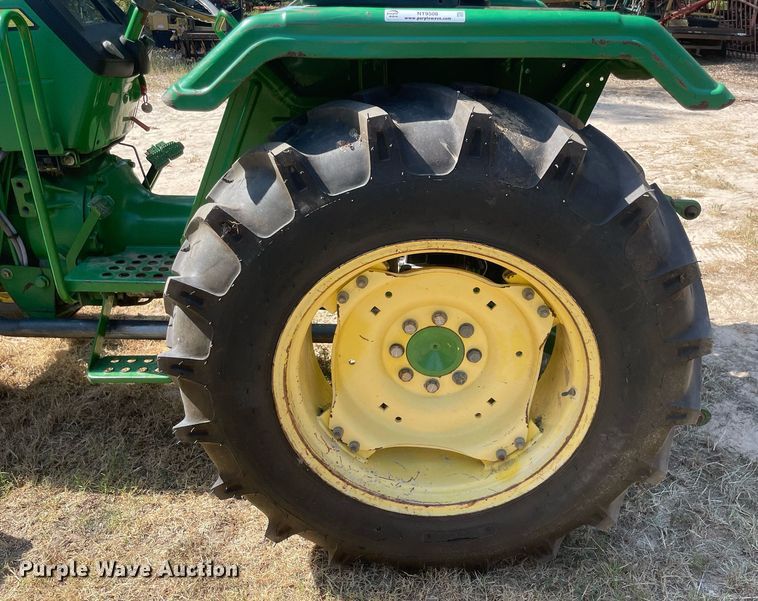 image for item NT9508 2009 John Deere 5045D  tractor