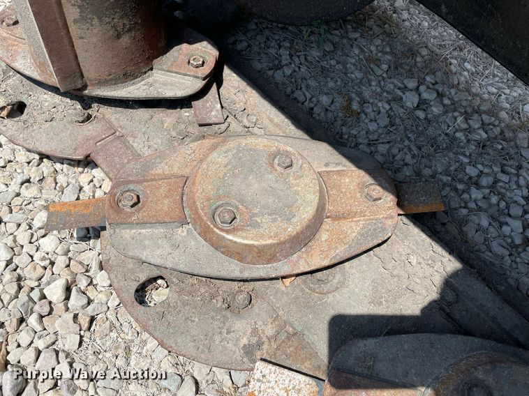 image for item NT9526 John Deere 310  disc mower