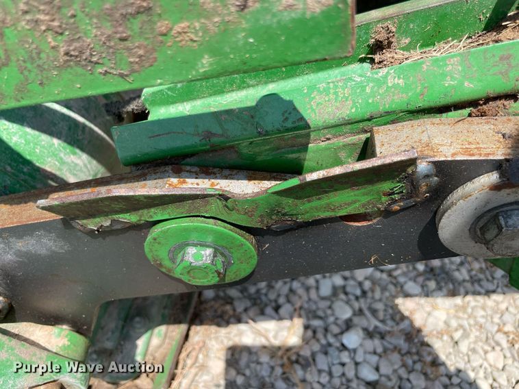 image for item NT9526 John Deere 310  disc mower