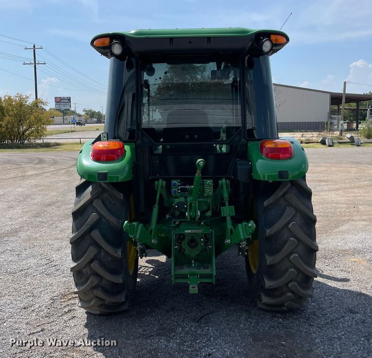 image for item NT9527 2021 John Deere 5075E  MFWD tractor