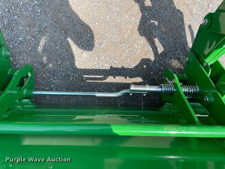 image for item NT9527 2021 John Deere 5075E  MFWD tractor