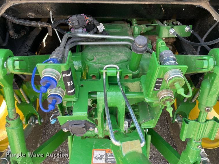 image for item NT9527 2021 John Deere 5075E  MFWD tractor