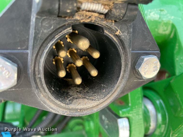 image for item NT9527 2021 John Deere 5075E  MFWD tractor