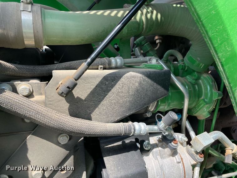 image for item NT9527 2021 John Deere 5075E  MFWD tractor