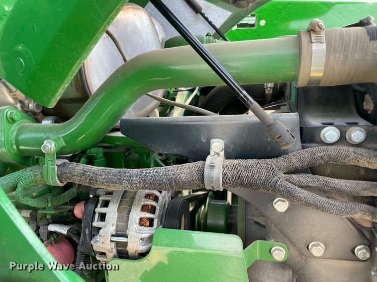 image for item NT9527 2021 John Deere 5075E  MFWD tractor