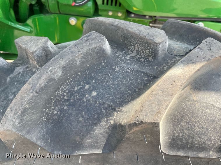 image for item NT9527 2021 John Deere 5075E  MFWD tractor
