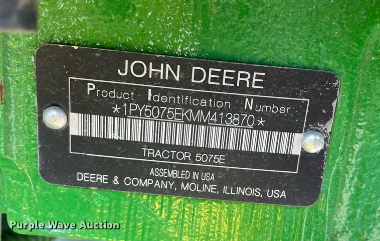 image for item NT9527 2021 John Deere 5075E  MFWD tractor