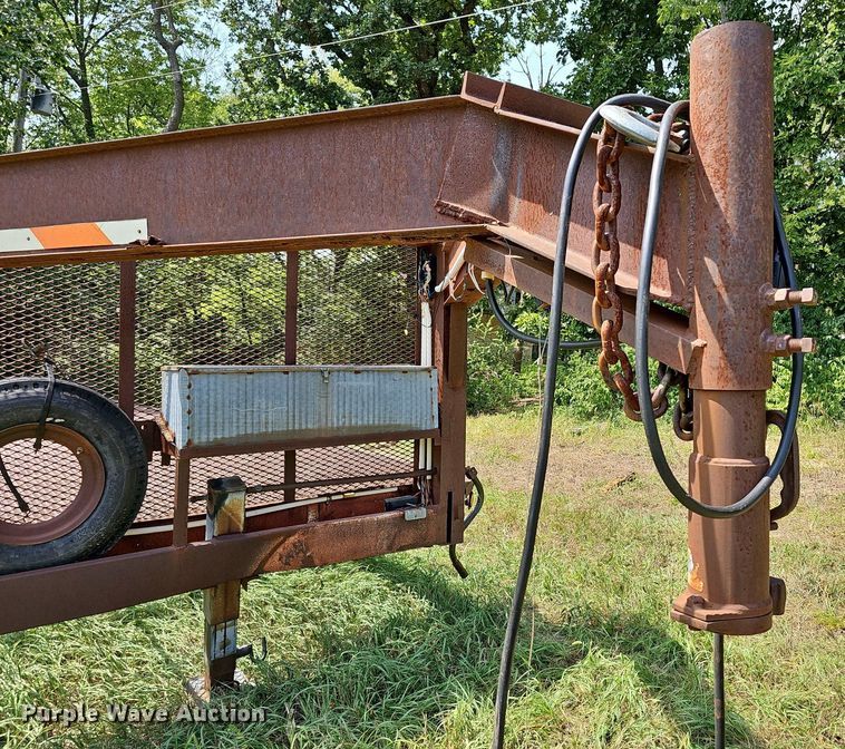 image for item NU9206 2006 Shop built  hay bale trailer