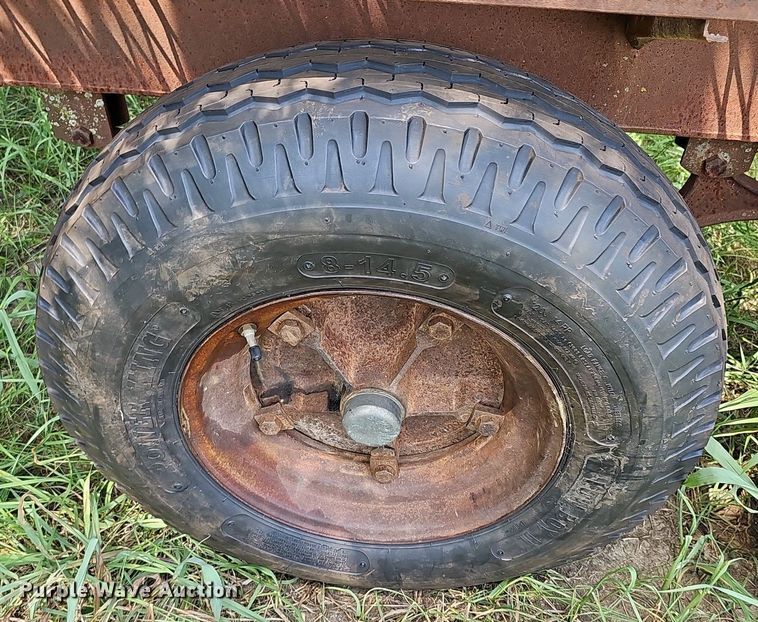 image for item NU9206 2006 Shop built  hay bale trailer