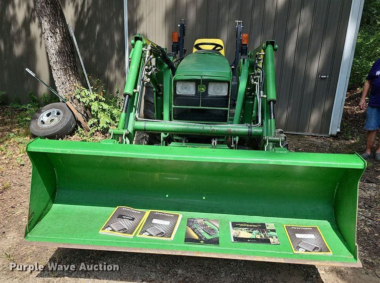 image for item NU9207 John Deere  4720 MFWD tractor