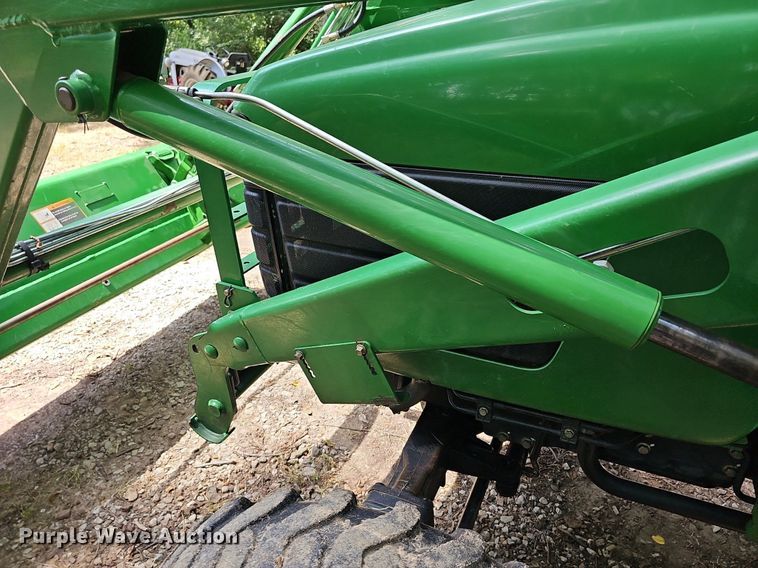 image for item NU9207 John Deere  4720 MFWD tractor