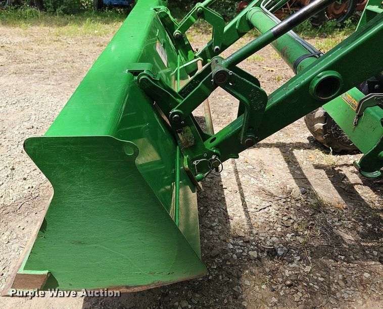 image for item NU9207 John Deere  4720 MFWD tractor