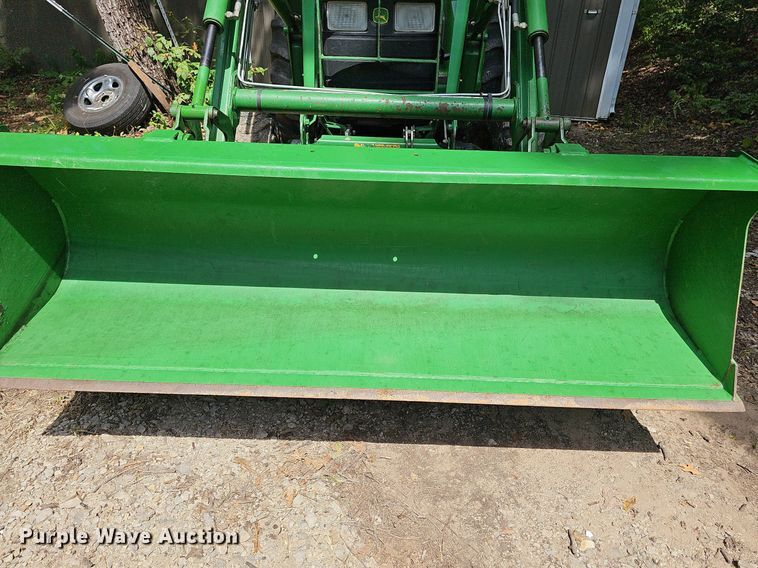 image for item NU9207 John Deere  4720 MFWD tractor