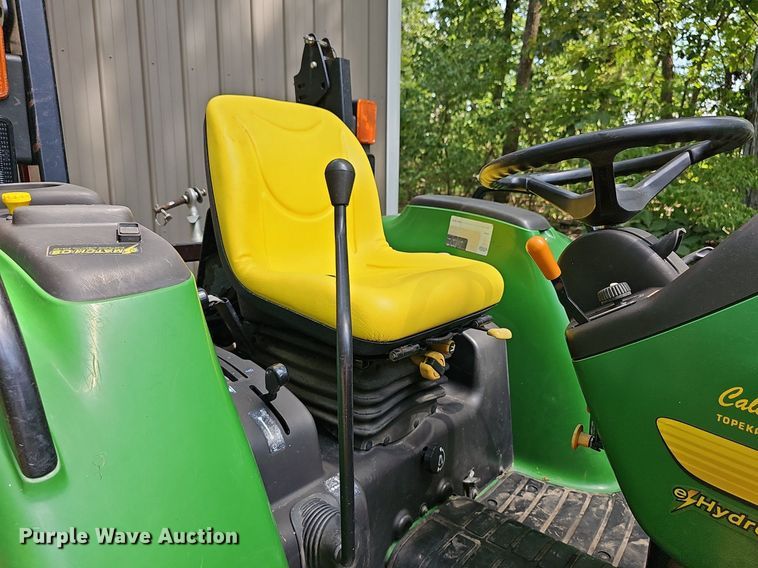 image for item NU9207 John Deere  4720 MFWD tractor