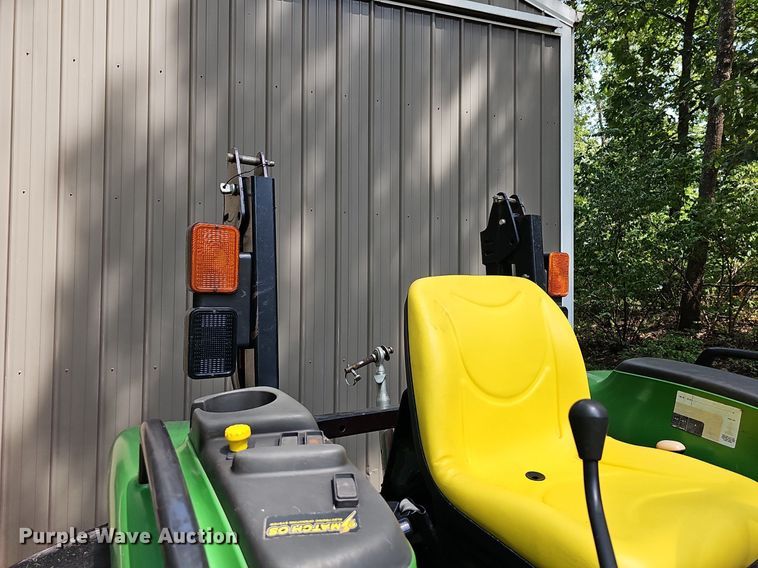 image for item NU9207 John Deere  4720 MFWD tractor