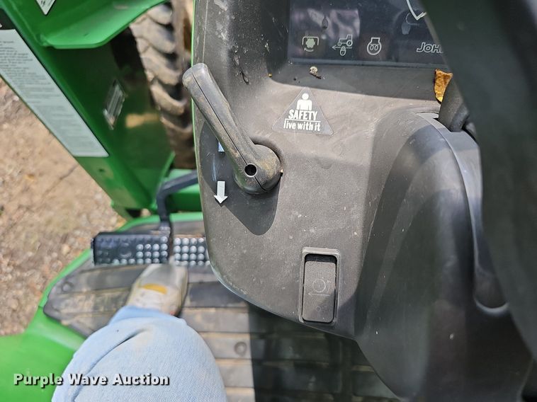 image for item NU9207 John Deere  4720 MFWD tractor