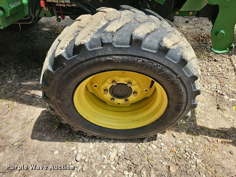 image for item NU9207 John Deere  4720 MFWD tractor