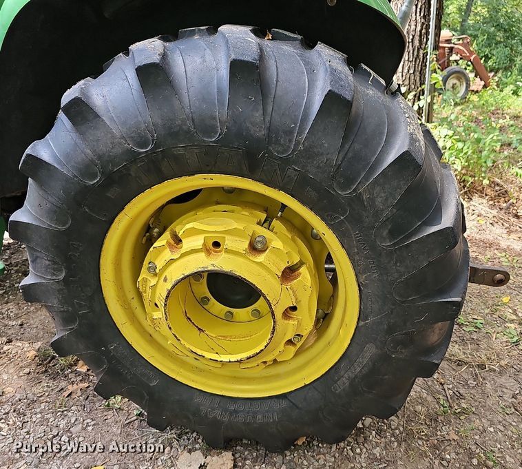 image for item NU9207 John Deere  4720 MFWD tractor