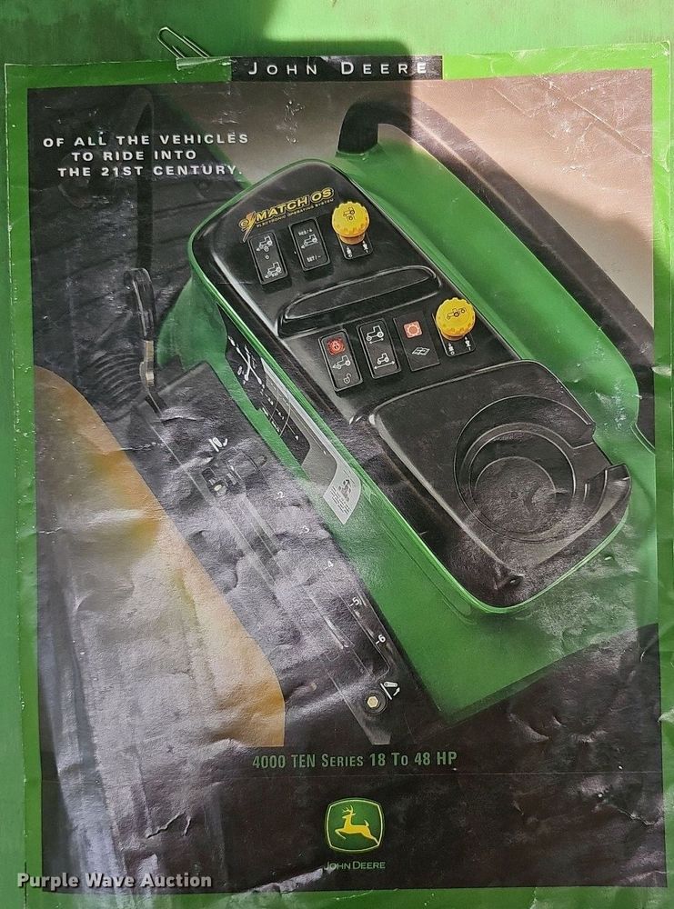 image for item NU9207 John Deere  4720 MFWD tractor