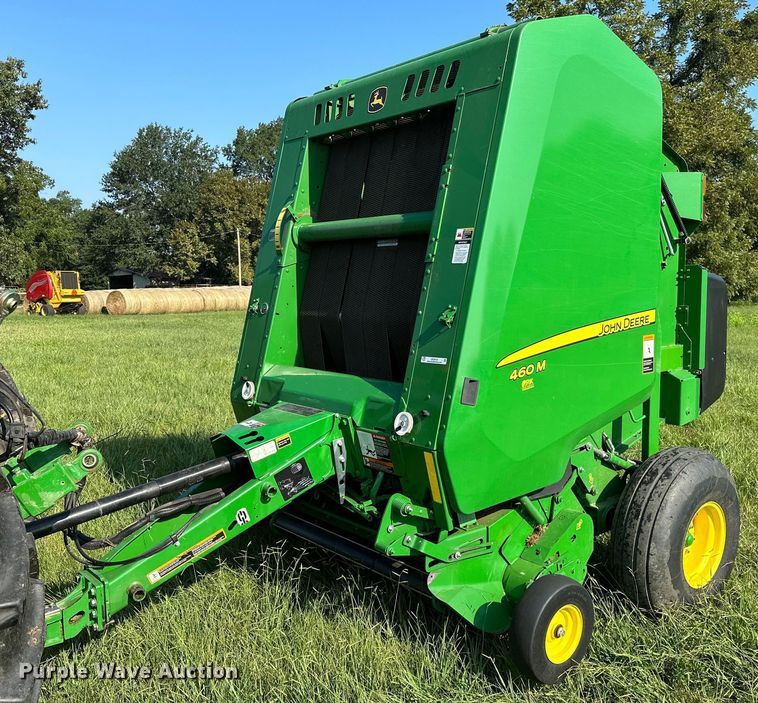 image for item OC9141 2019 John Deere 460M  round baler