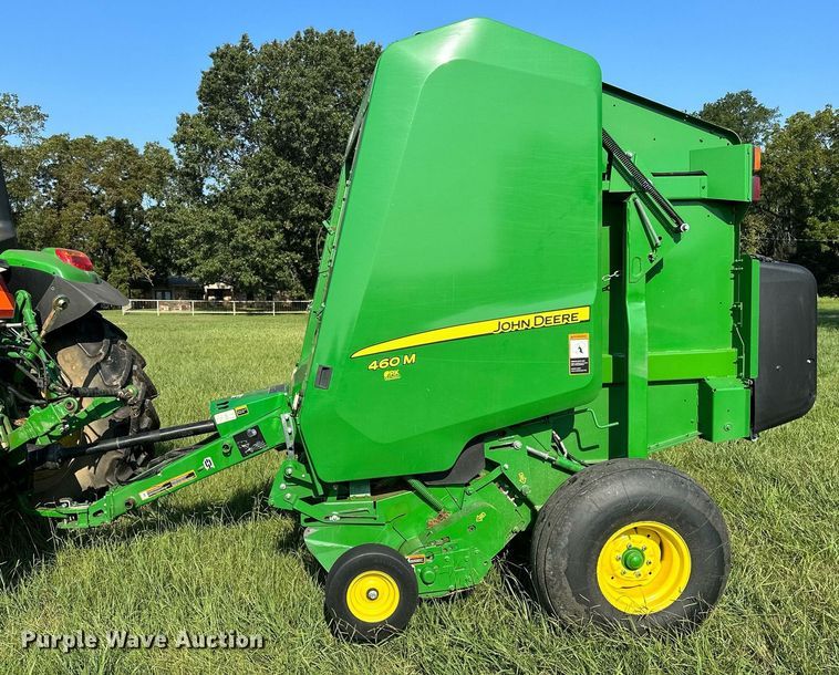 image for item OC9141 2019 John Deere 460M  round baler