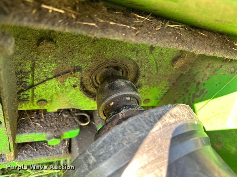 image for item OC9141 2019 John Deere 460M  round baler