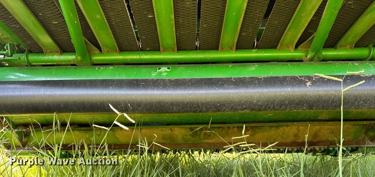 image for item OC9141 2019 John Deere 460M  round baler