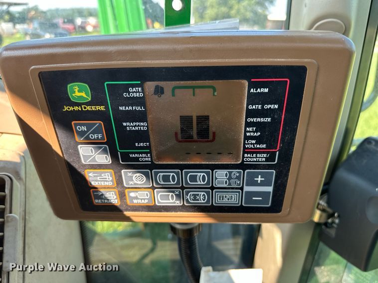 image for item OC9141 2019 John Deere 460M  round baler