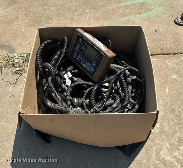 image for item OC9148 John Deere  round bale monitor