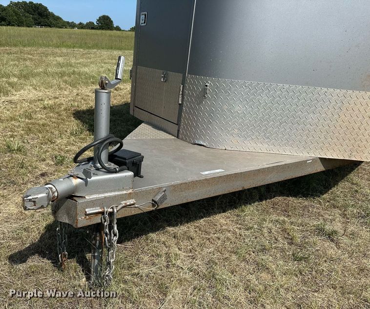 image for item OC9164 2016 Titan Low Pro  livestock trailer